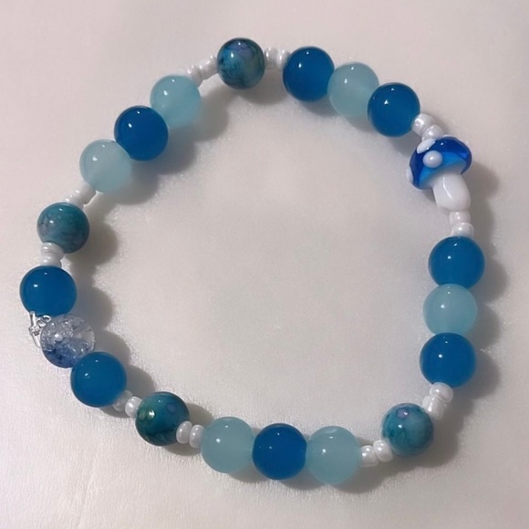 Light Blue Mushroom Bracelet - Picture 4 of 4
